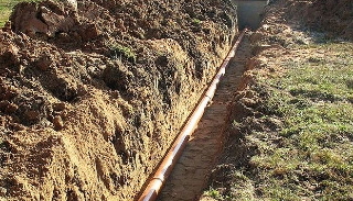 Копка траншей для водопровода в Нижнеудинске: цена за метр от 921 руб.